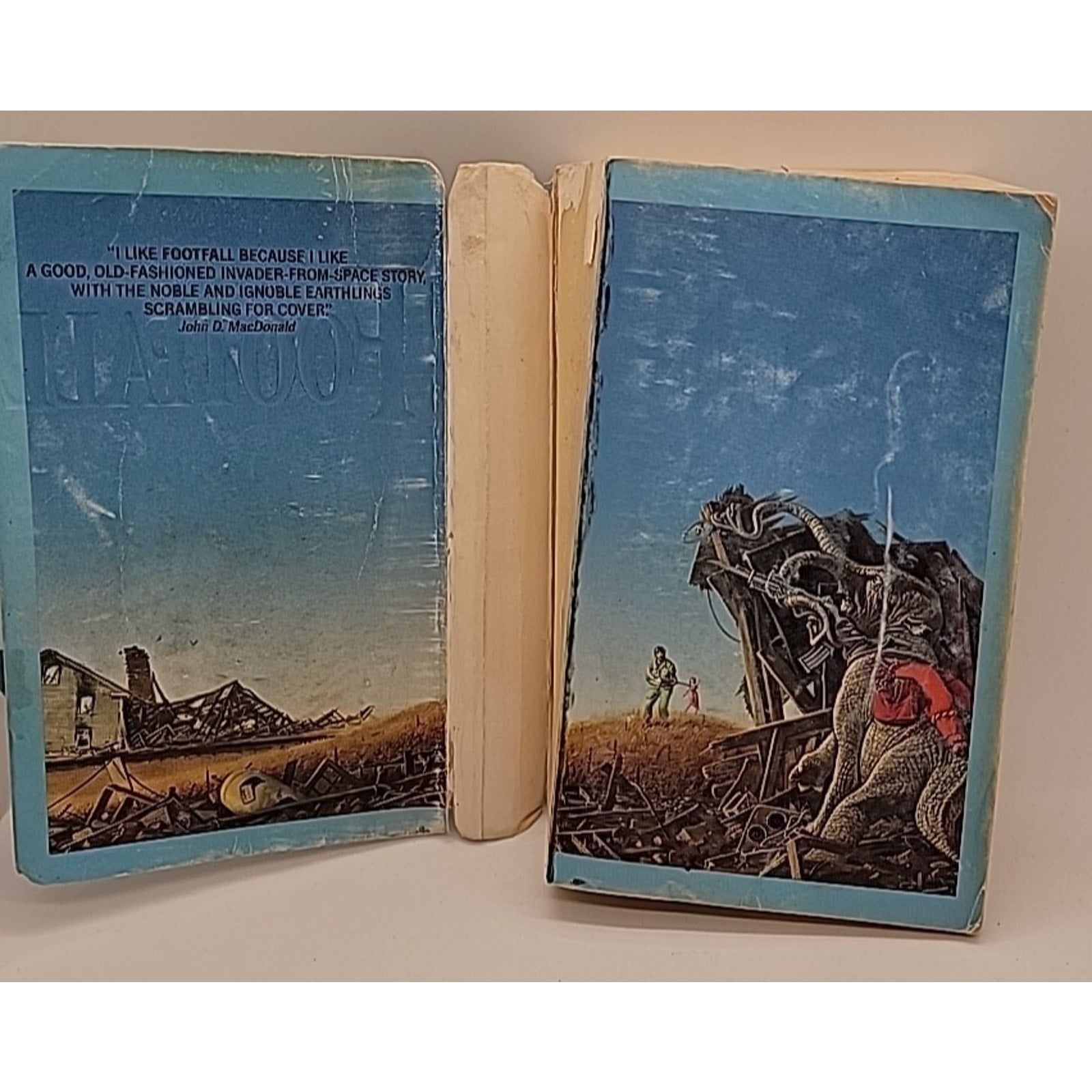 Footfall - Mass Market Paperback By Larry Niven Jerry Pournelle 1985