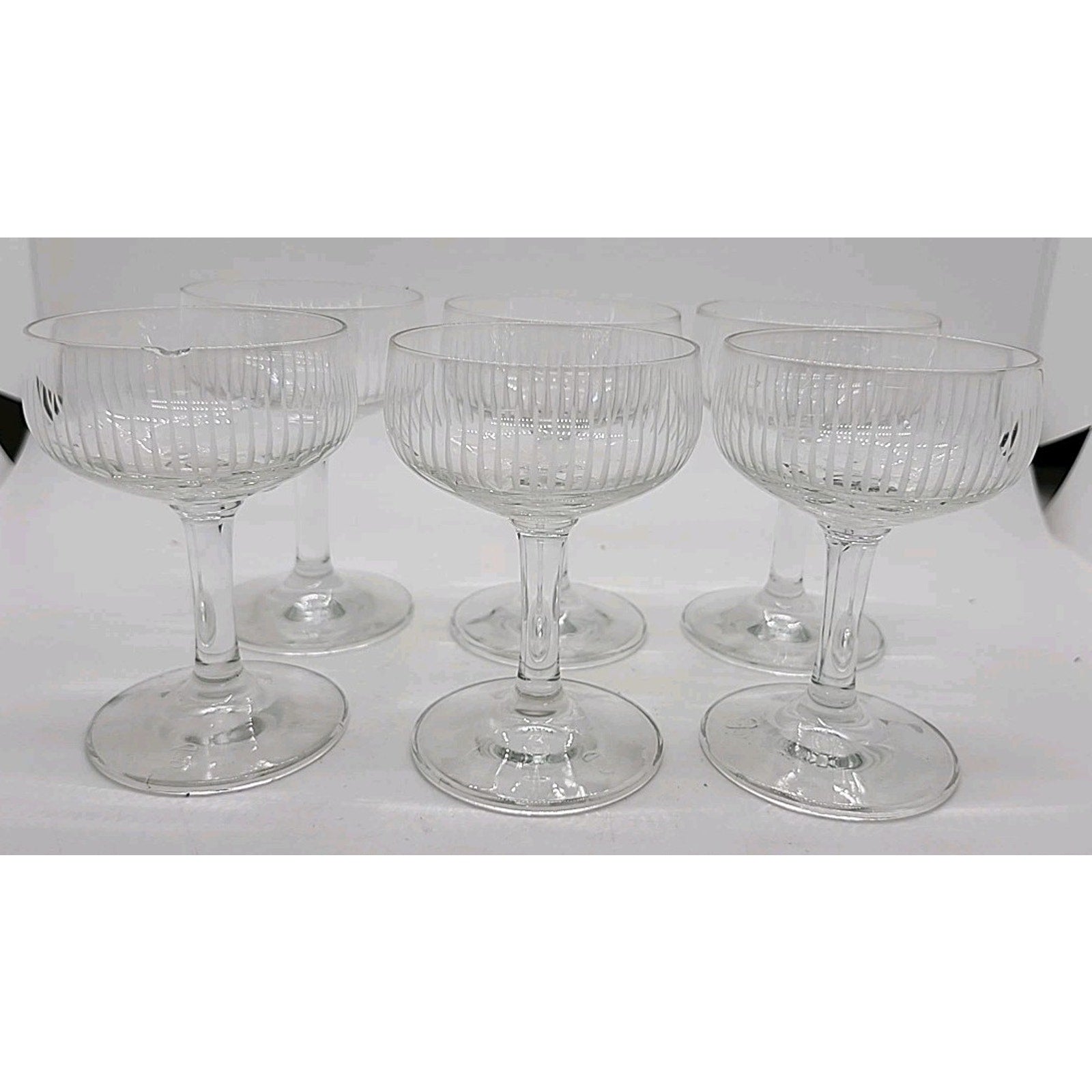 Textured Glass Wineglass / Champagne Sherries Set of 11 Cups