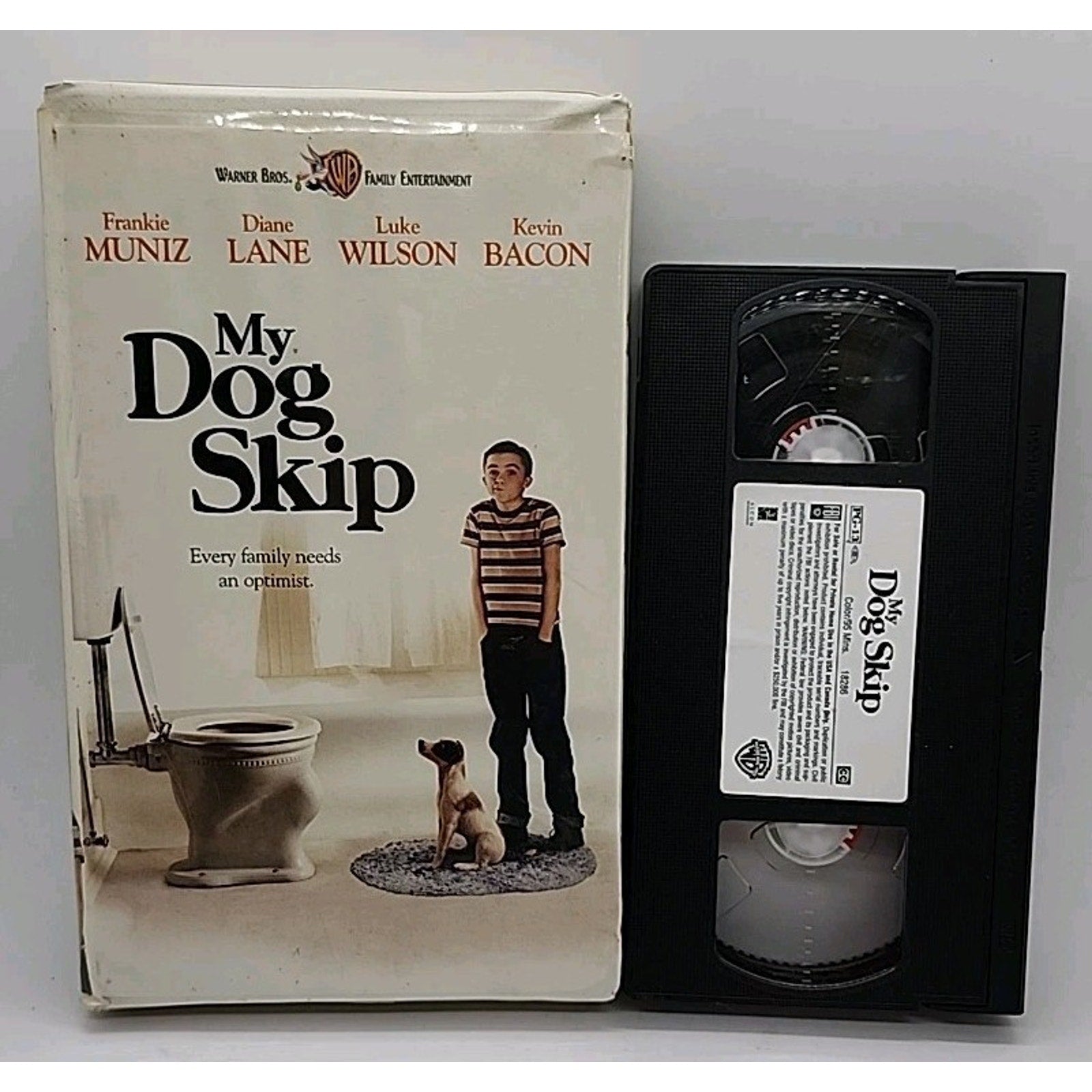 My Dog Skip (VHS, 2000, Clam Shell)