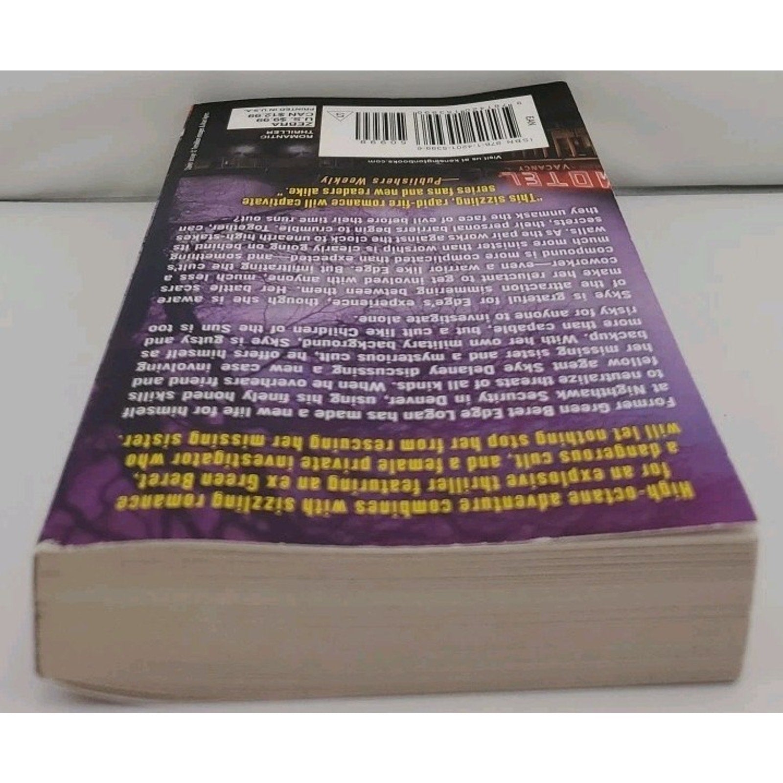 One Last Chance : A Thrilling Novel of Suspense by Kat Martin (2024, Paperback)