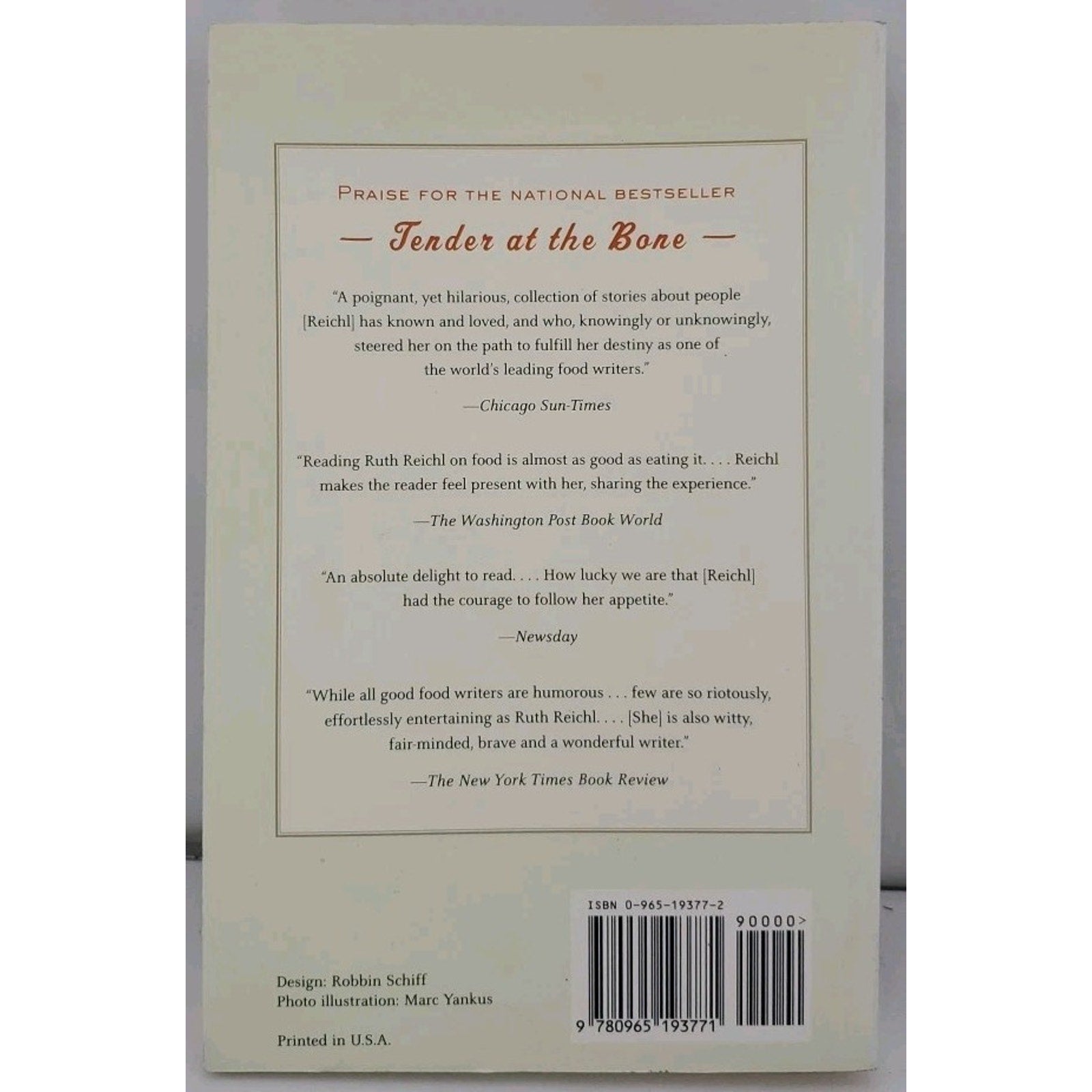 Comfort Me with Apples: More Adventures at the Table - Paperback