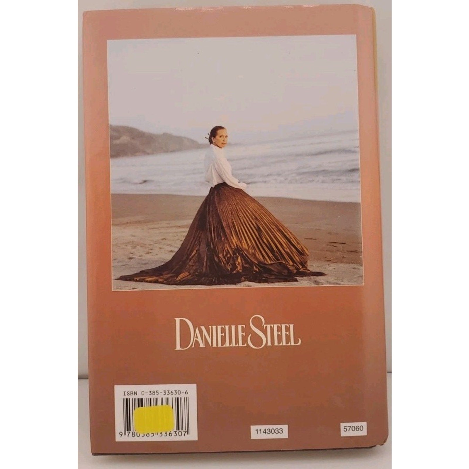 Safe Harbour by Danielle Steel (2003, Hardcover)