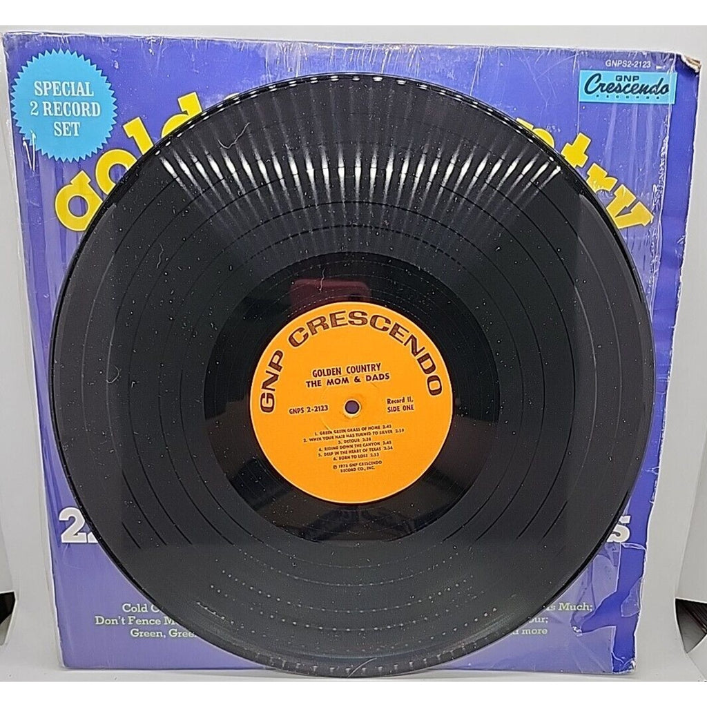 The Mom And Dads - Golden Country - 22 Favorite Country Songs (Record)