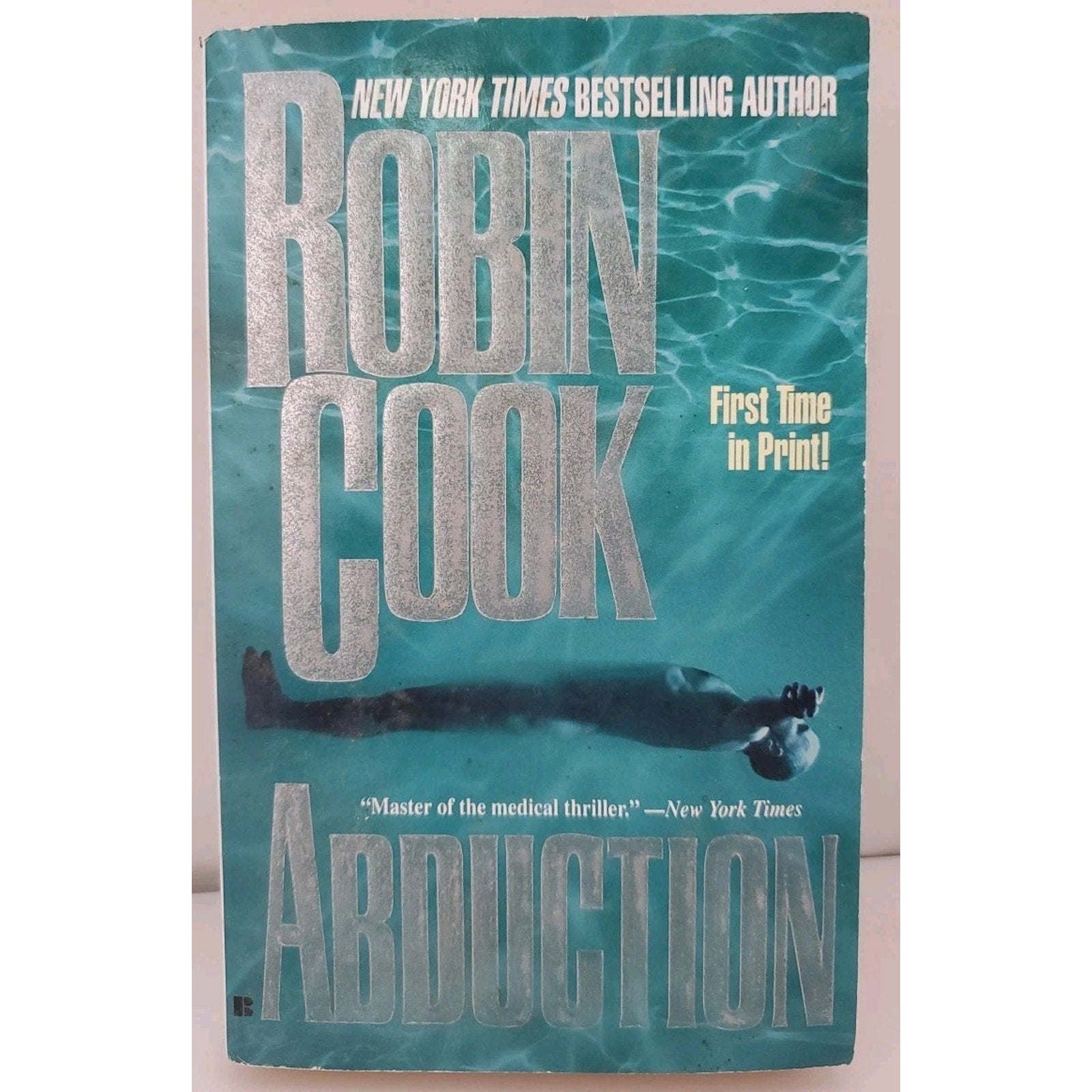 Abduction by Robin Cook (2000, Mass Market)