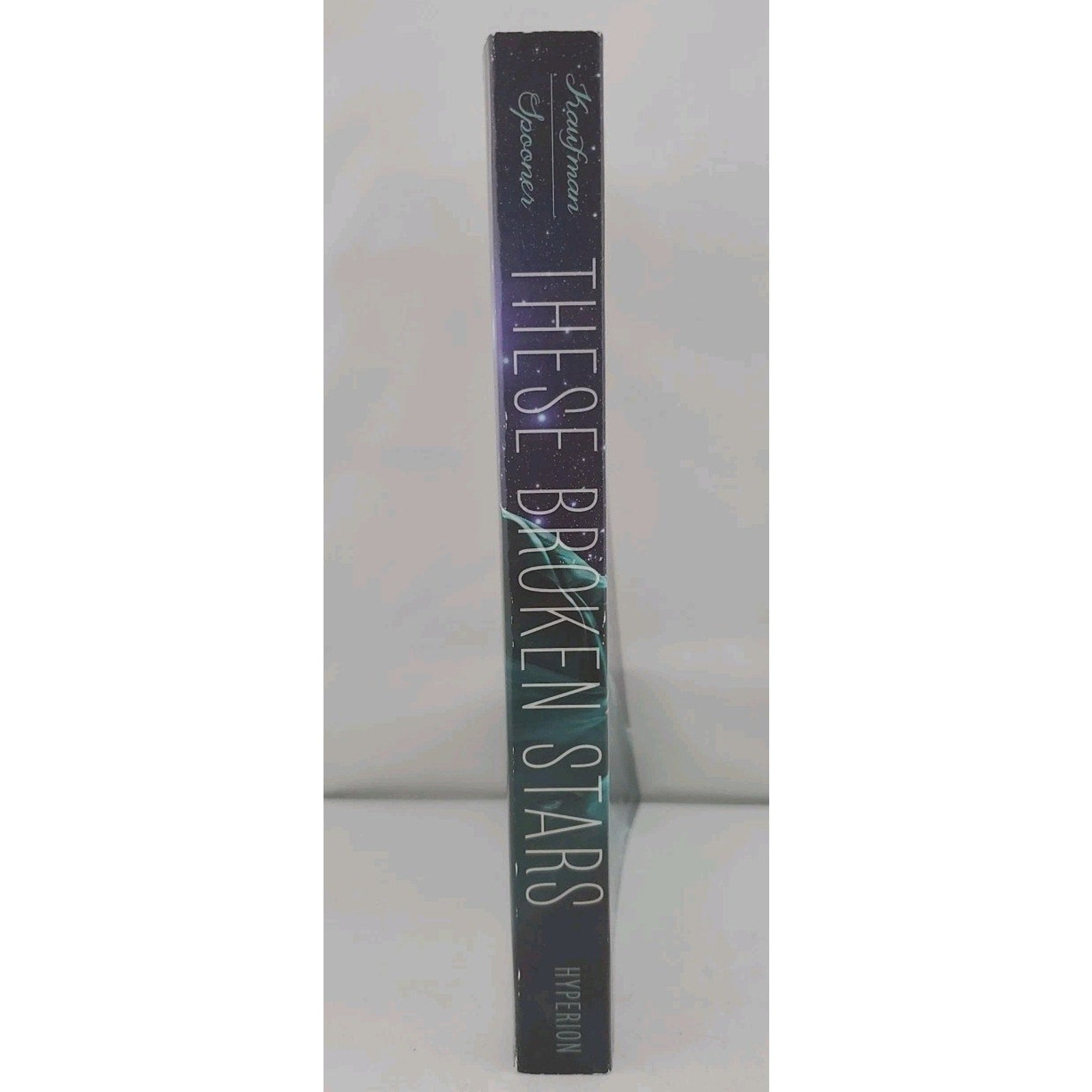 These Broken Stars : A Starbound Novel by Amie Kaufman and Meagan Spooner (2014,