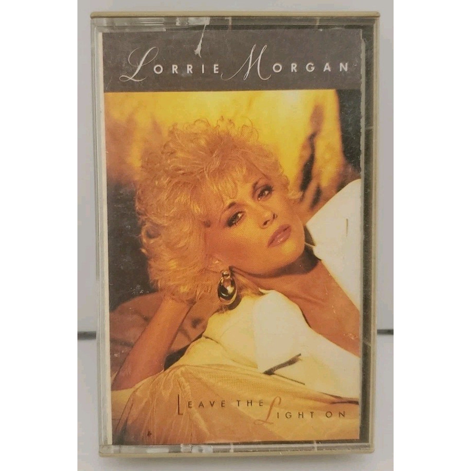 Leave the Light On by Lorrie Morgan (Cassette, May-1989, RCA)