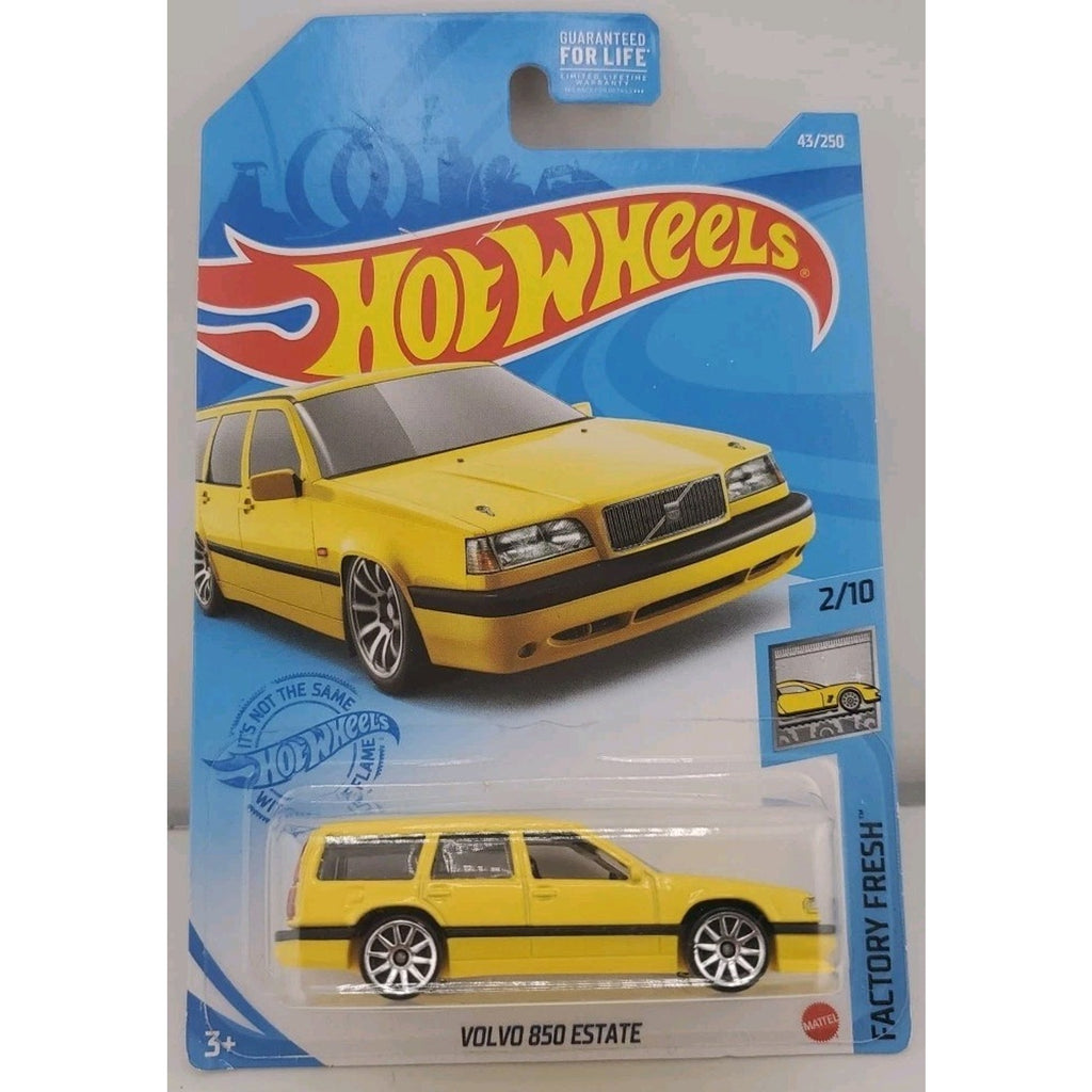 Hot Wheels Volvo 850 Estate (Factory Fresh Yellow) 2021