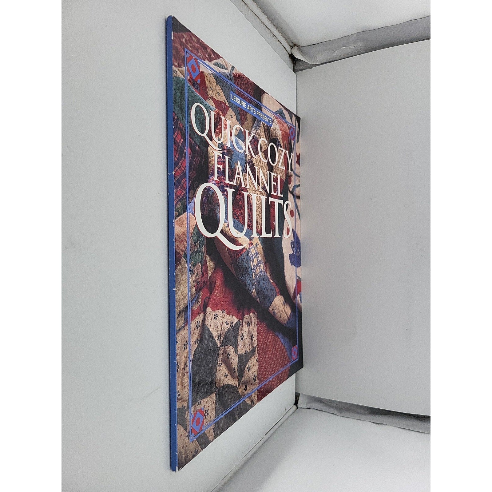 Leisure Arts: Quick Cozy Flannel Quilts Book #108062 Softcover - Rhonda Richards
