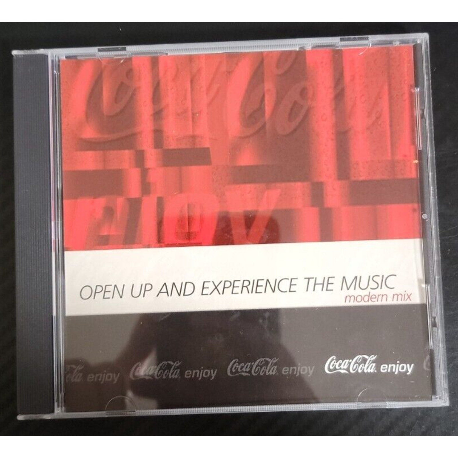 Open Up And Experience The Music Modern Mix CocaCola (CD)