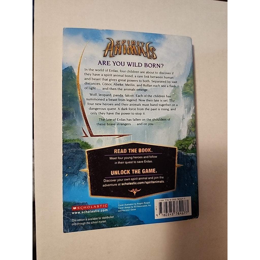 Wild Born : Spirit Animals Book 1