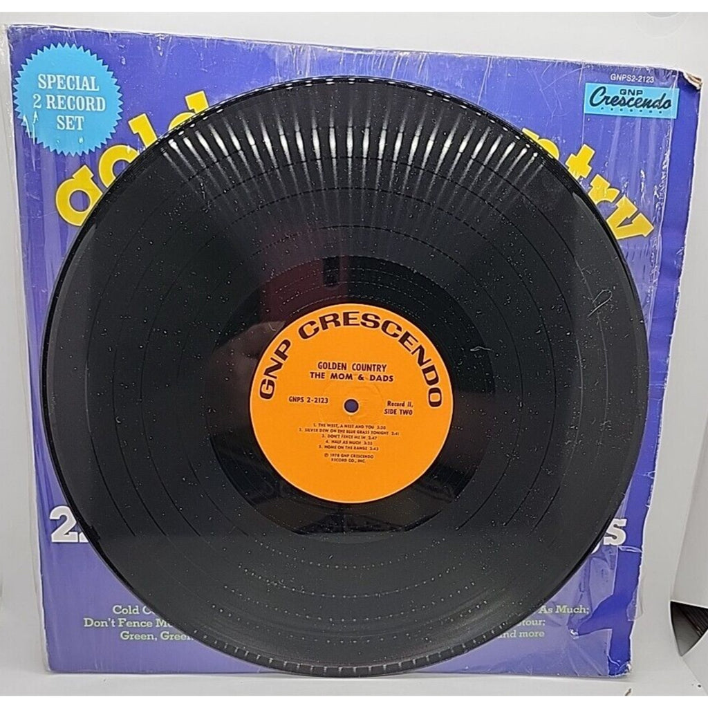 The Mom And Dads - Golden Country - 22 Favorite Country Songs (Record)