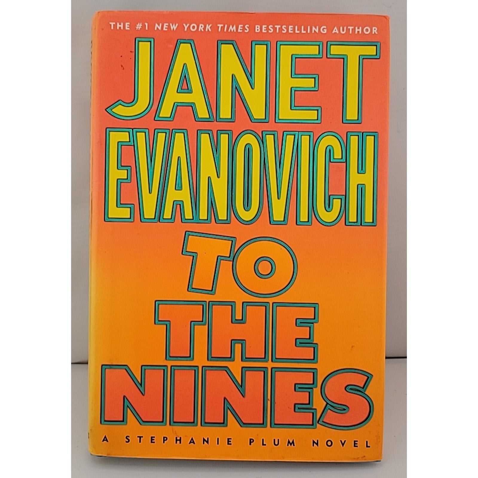 To the Nines by Janet Evanovich (2003, Hardcover)