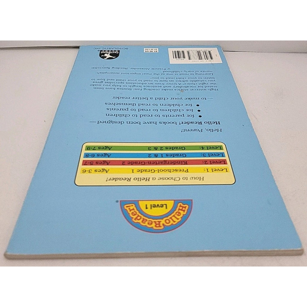 Hello Reader Ser.: A Bug, a Bear and a Boy Go to School by David McPhail (1999,