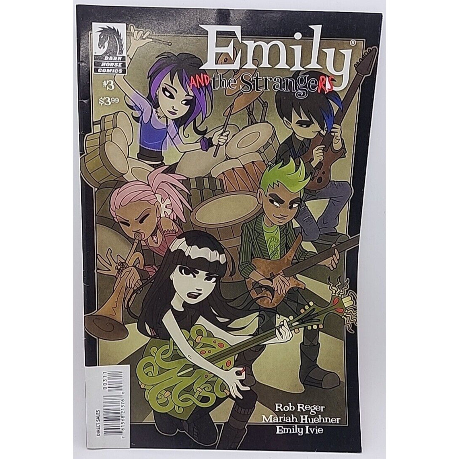 Emily and the Strangers #3, Dark Horse Comics