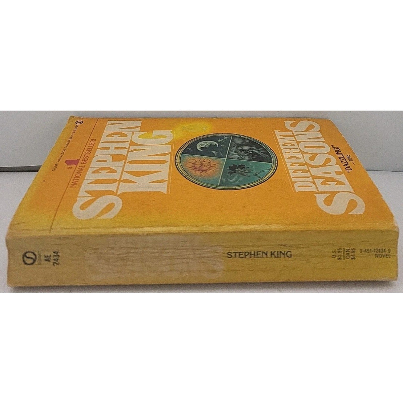 Different Seasons By Stephen King (Paperback)