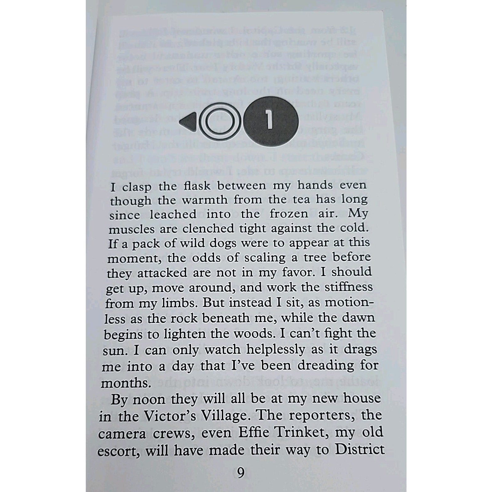 Hunger Games Trilogy: Catching Fire by Suzanne Collins (2012, Large Print Editi)