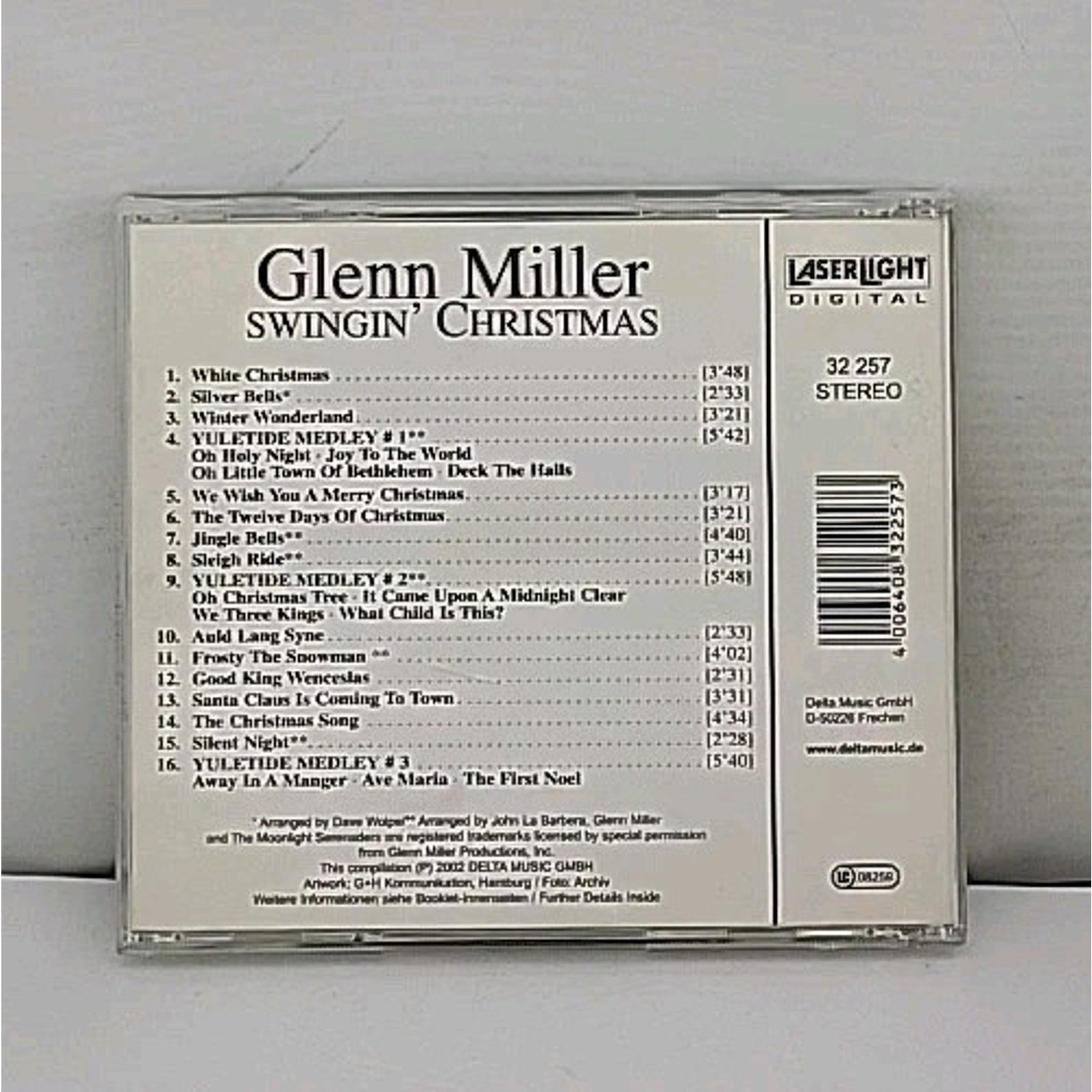 Swingin' Christmas By Glenn Miller CD