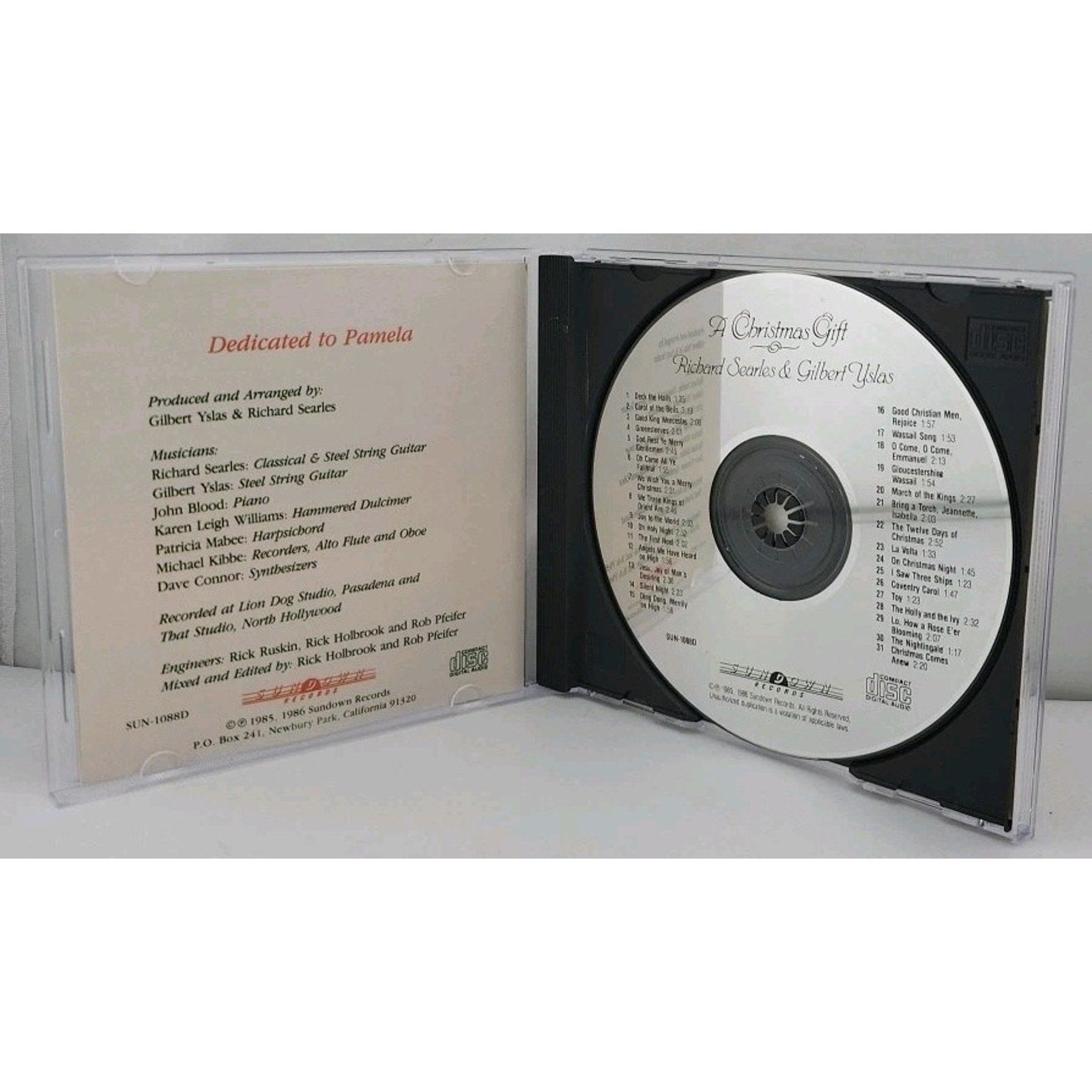 Richard Searles & Gilbert Yslas A Christmas Gift CD EDM1088-2