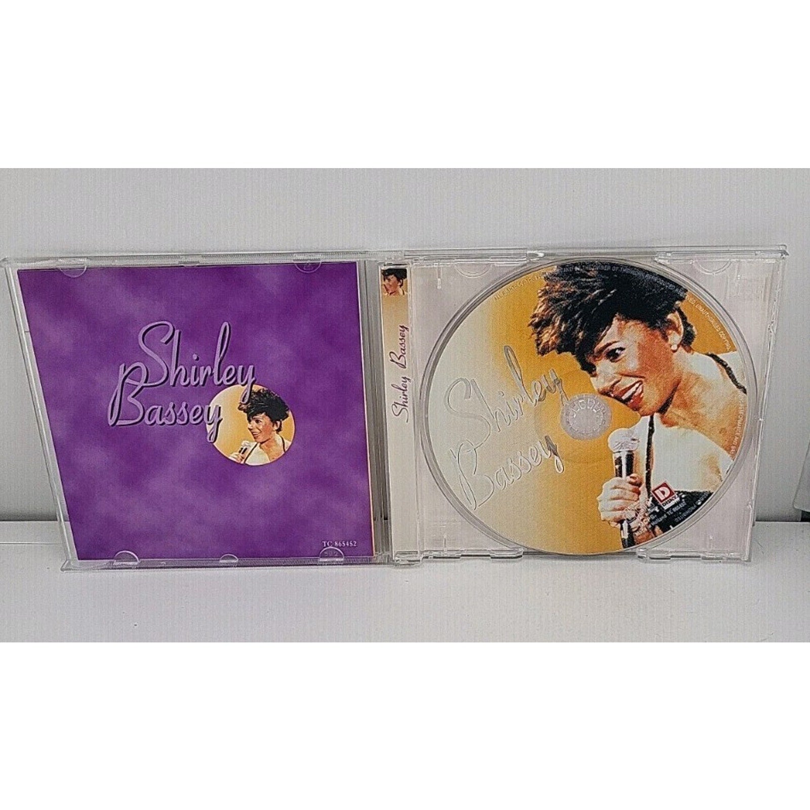 Touch of Class by Shirley Bassey (CD, Feb-1998, Disky (Netherlands))