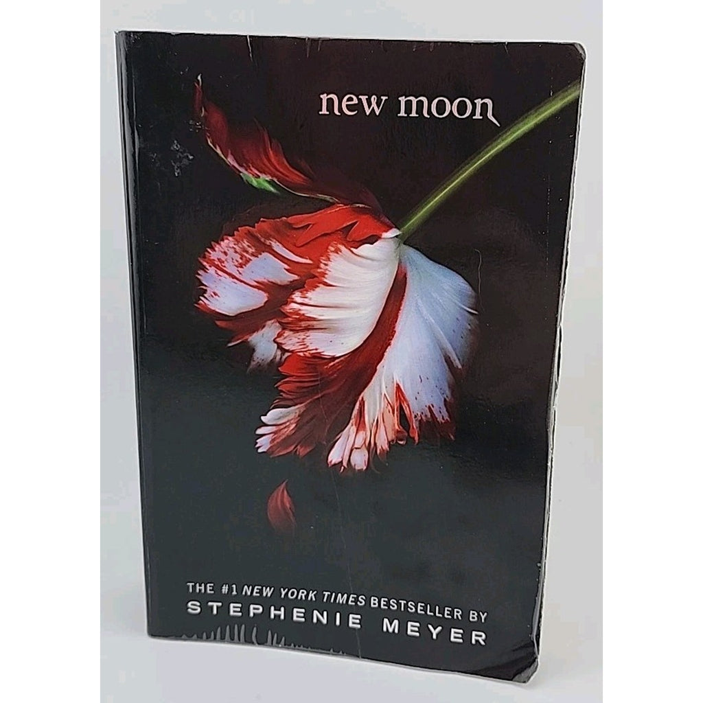 New Moon by Stephenie Meyer (2008, Trade Paperback)