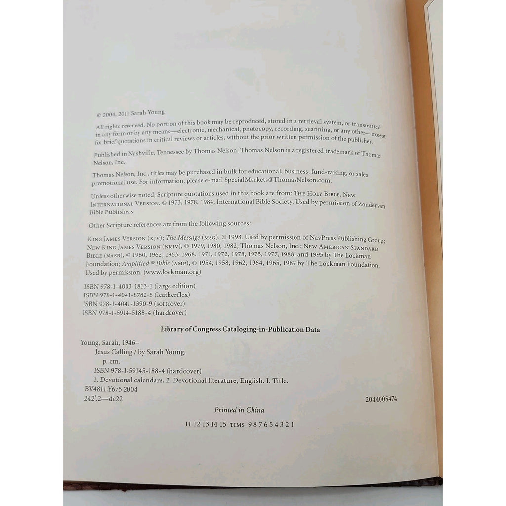 Jesus Calling 365 Day Devotional Faux Leather Large Print by Sarah Young