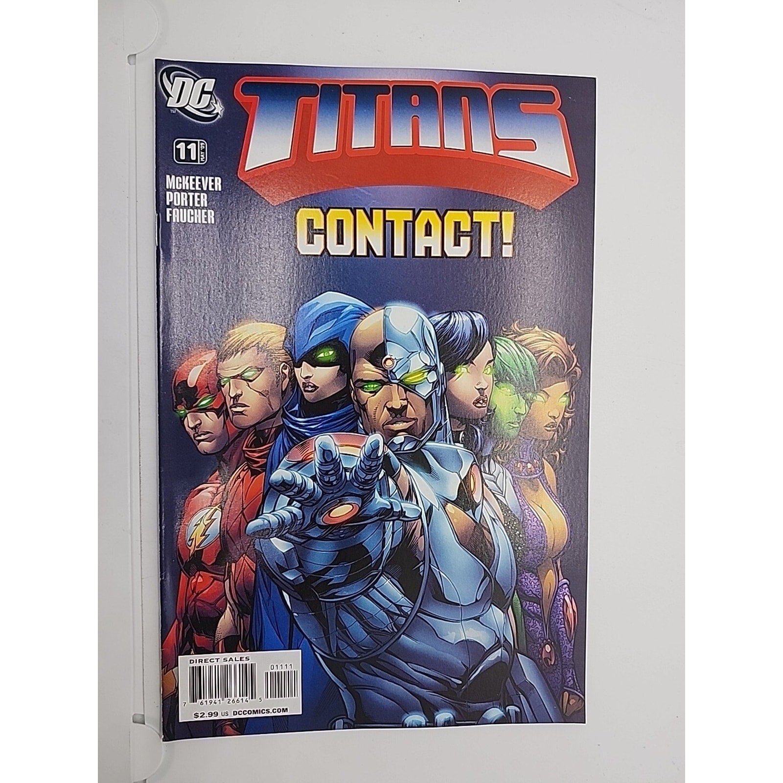 DC Titans Contact! Issue #11 MAY 09 Comic Book