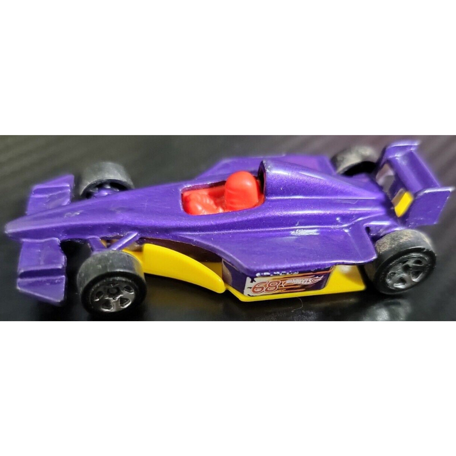 Hot Wheels 1998 Purple 68