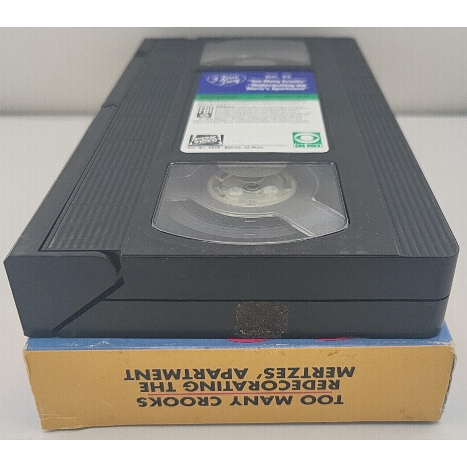 The I Love Lucy Collection - Vol. 23 - Too Many Crooks / Redecorating the M VHS
