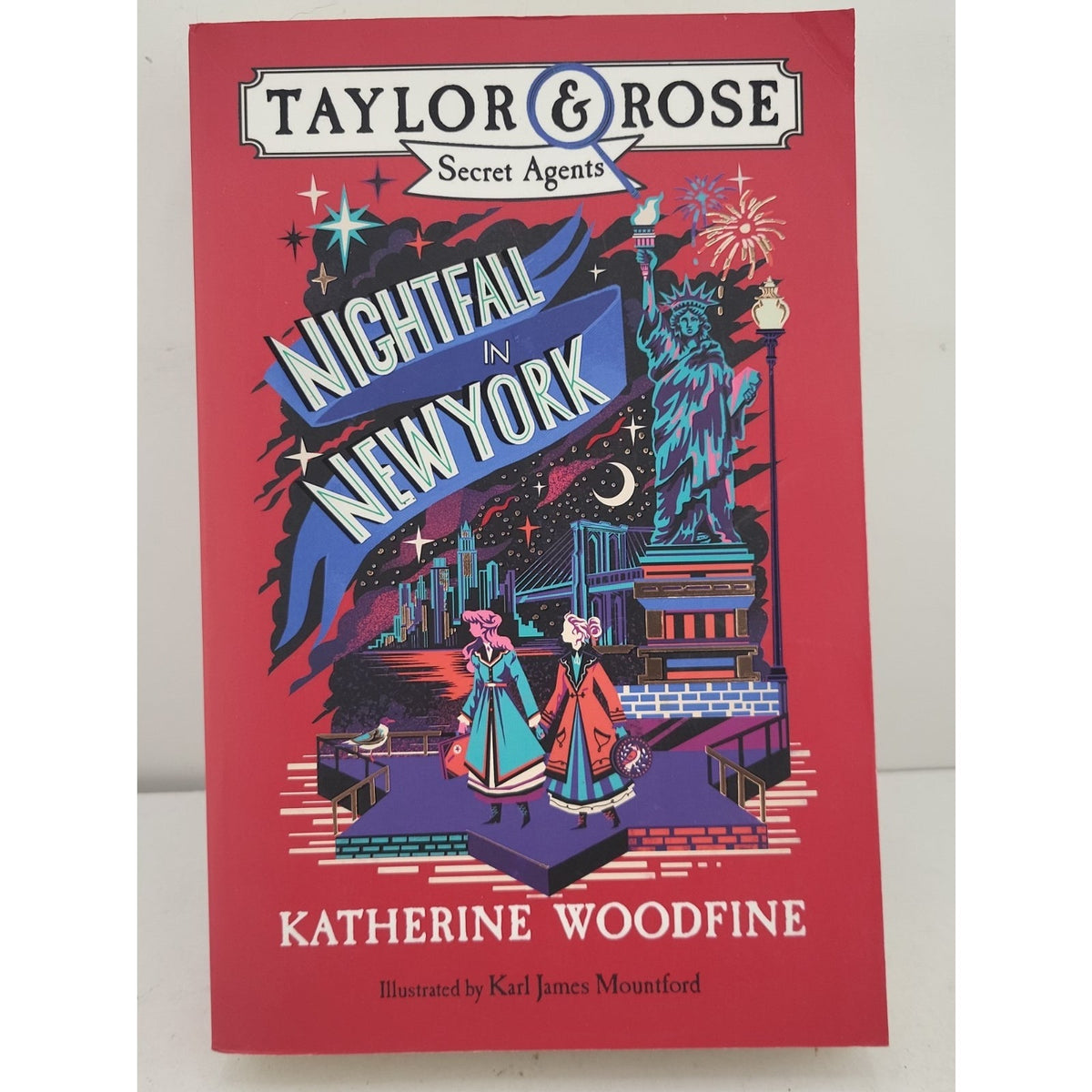 Nightfall in New York by Katherine Woodfine (2021, Uk-B Format Paperback)