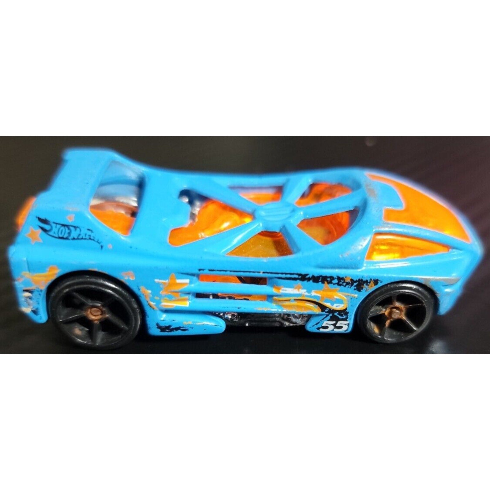 Mattel Hot Wheels Futuristic Blue Orange #55 J3276