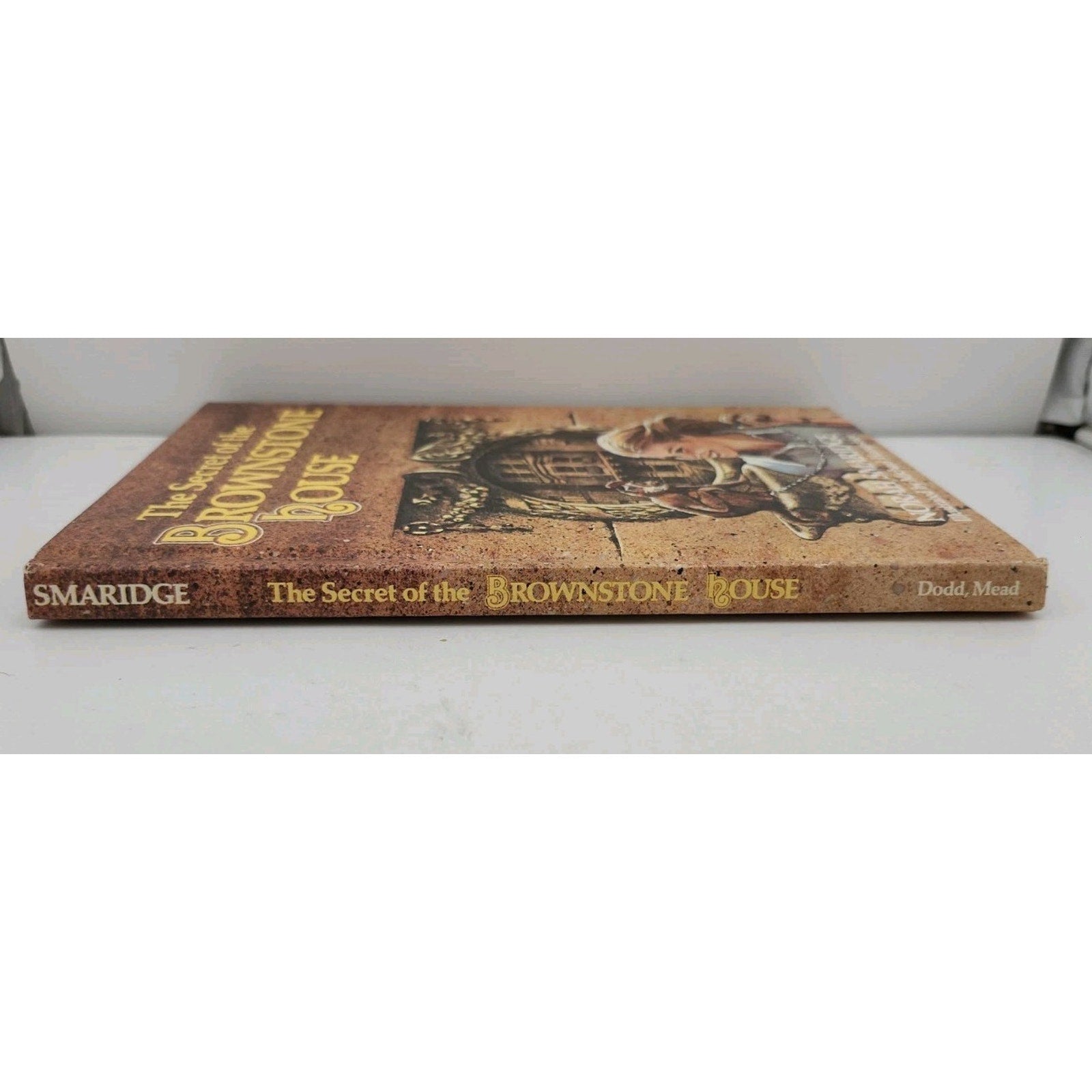 The Secret of the Brownstone House by Norah Smaridge - Hardcover