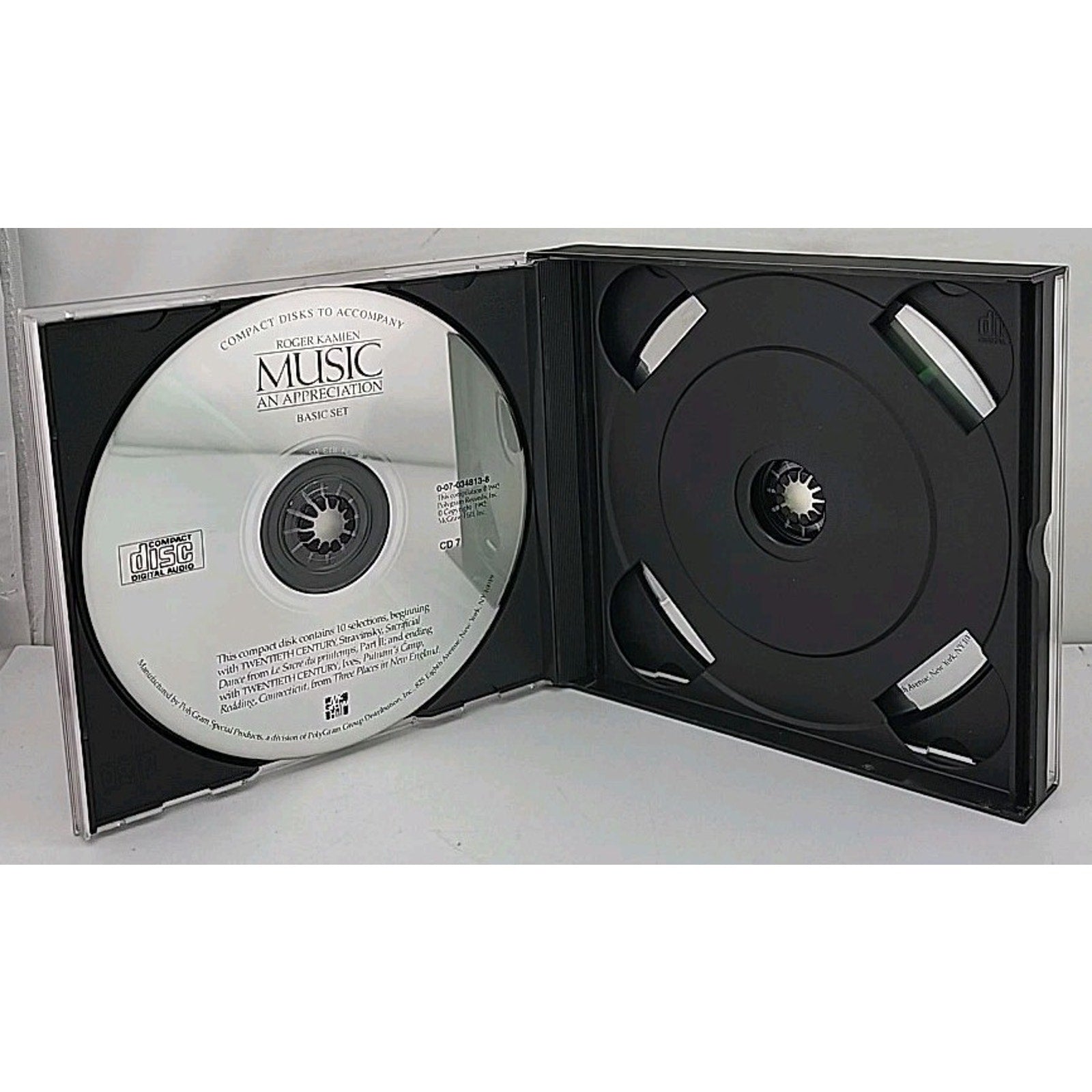 Music: An Appreciation Fifth Edition By Roger Kamien 2 CD Set