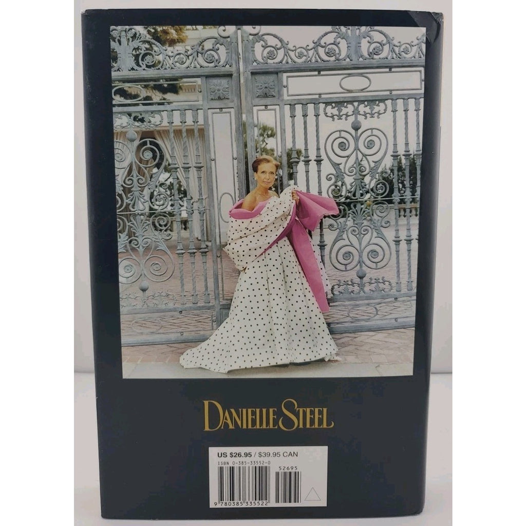 Cottage by Danielle Steel (2002, Hardcover)