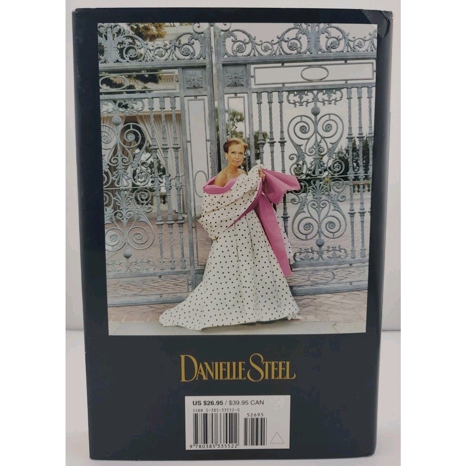 Cottage by Danielle Steel (2002, Hardcover)