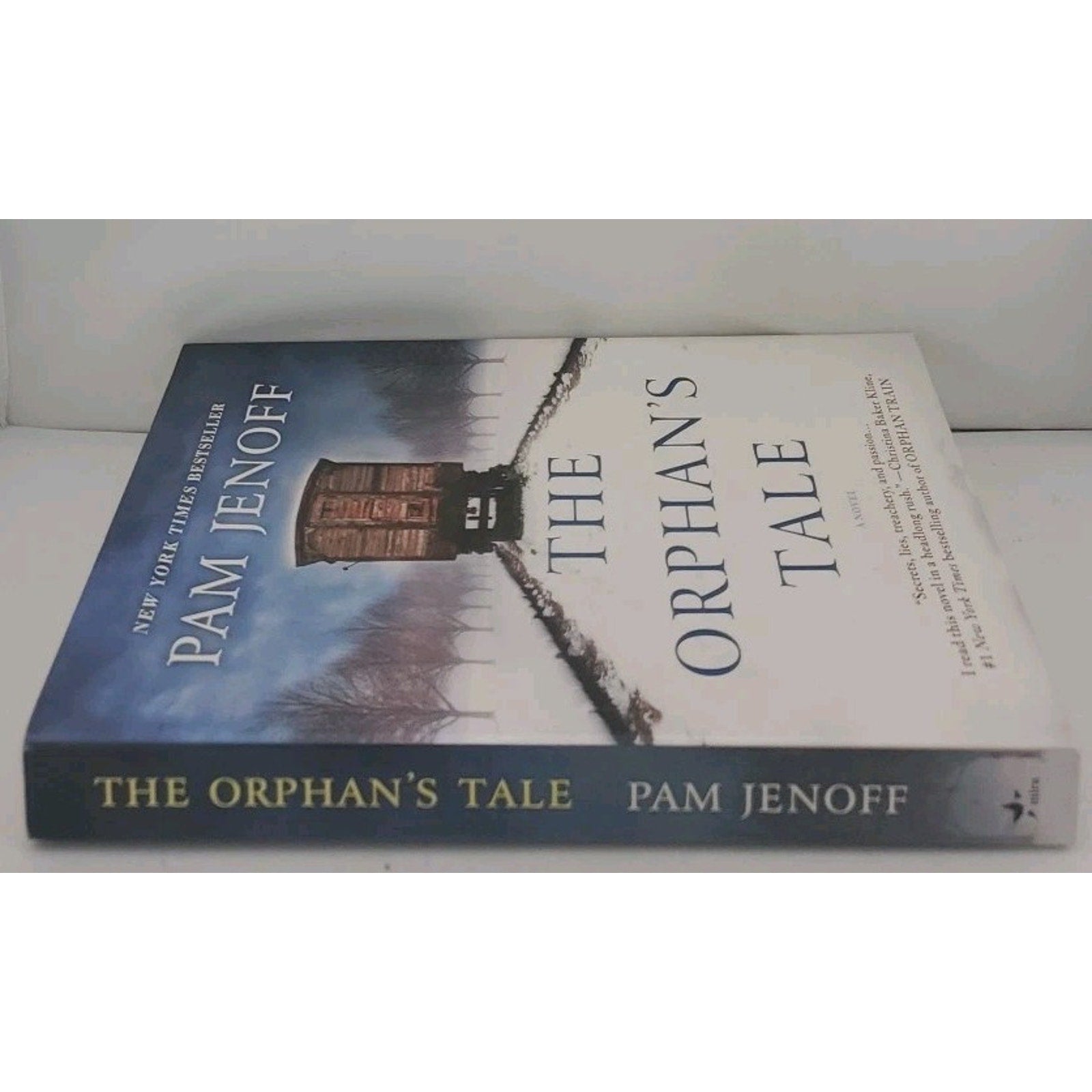 Orphan's Tale by Pam Jenoff (2017, Trade Paperback)