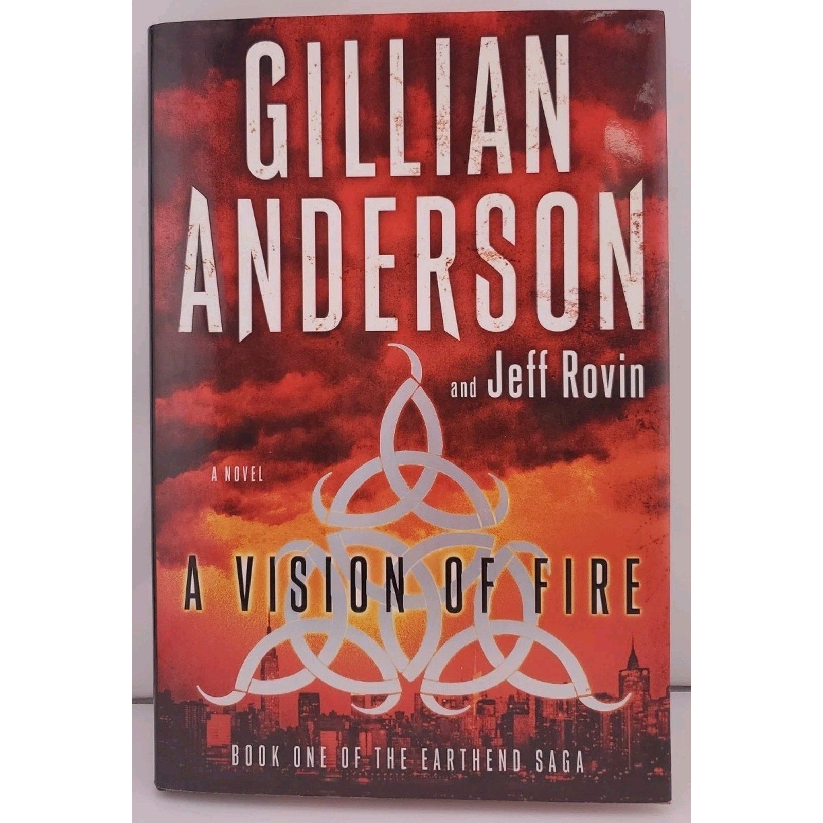 Vision of Fire by Gillian Anderson and Jeff Rovin (2014, Hardcover)