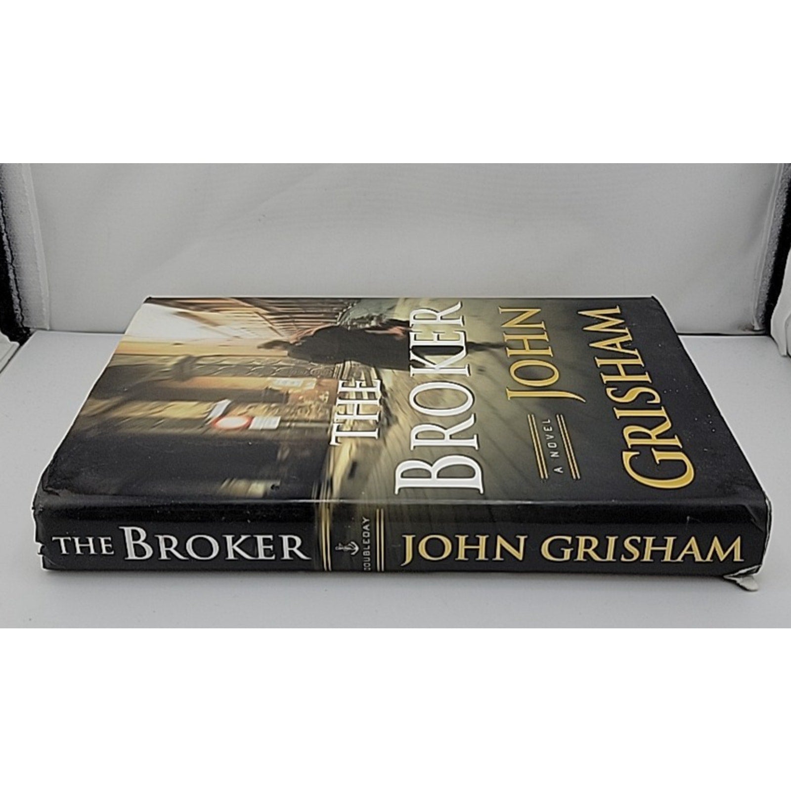 Broker : A Novel by John Grisham (2005, Hardcover)