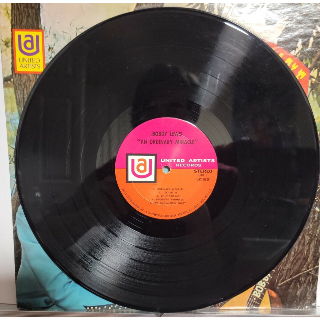 Bobby Lewis – An Ordinary Miracle (Vinyl)