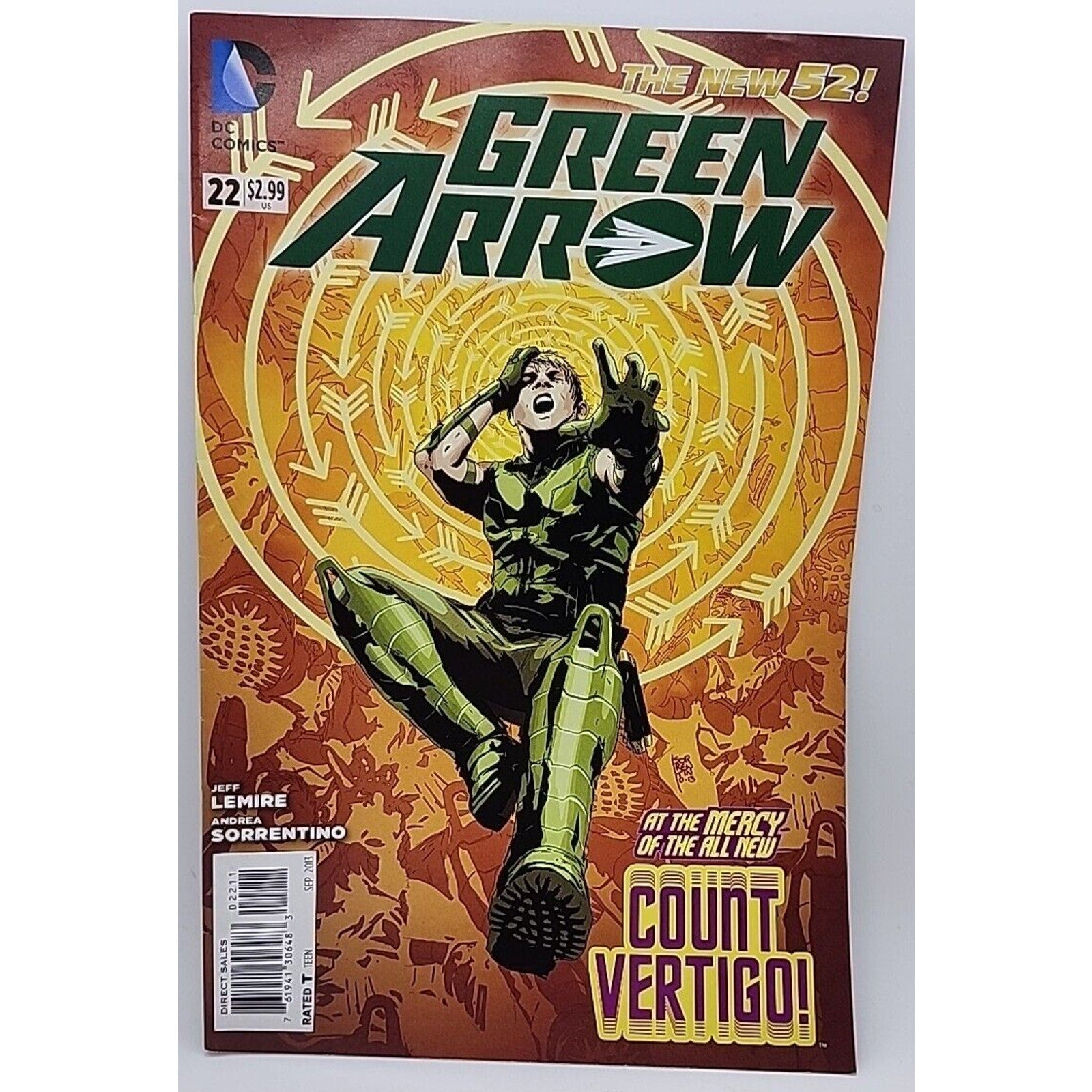 Green Arrow . #22 . DC Comics . September 2013.