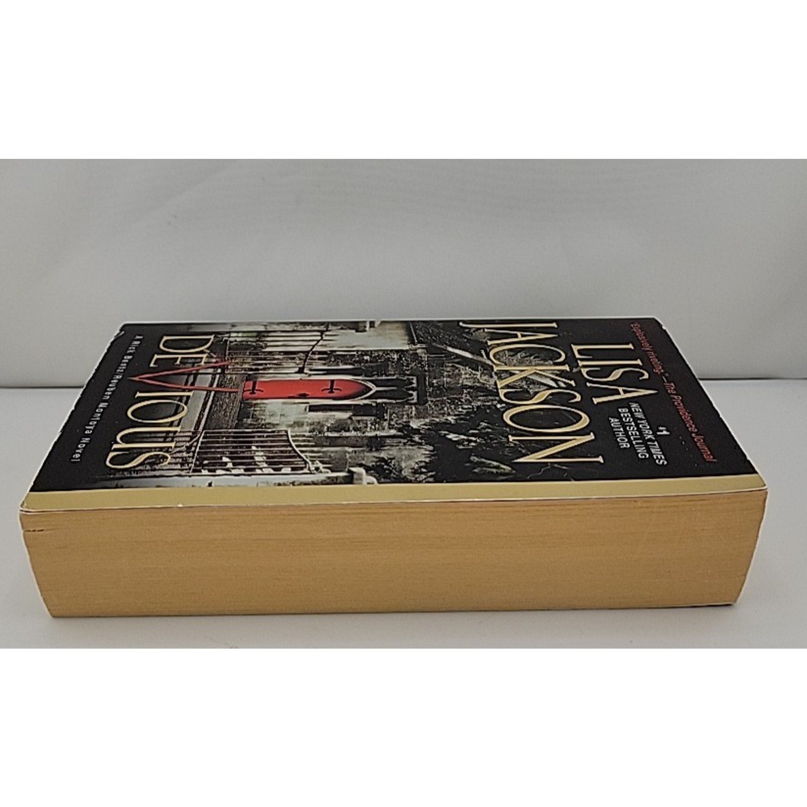 Devious by Lisa Jackson (2012, Uk- a Format Paperback)