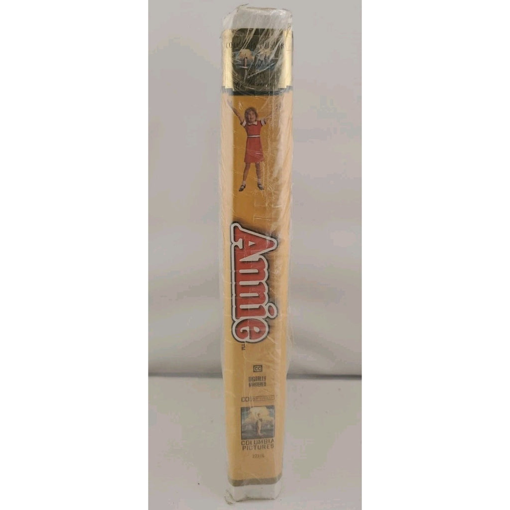 Annie (VHS, 1982) *Brand New*