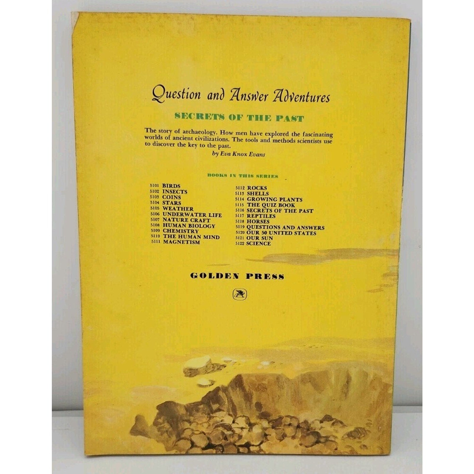 Secrets Of The Past - Eva Knox Evans - 1965 Paperback Q&A Adventure