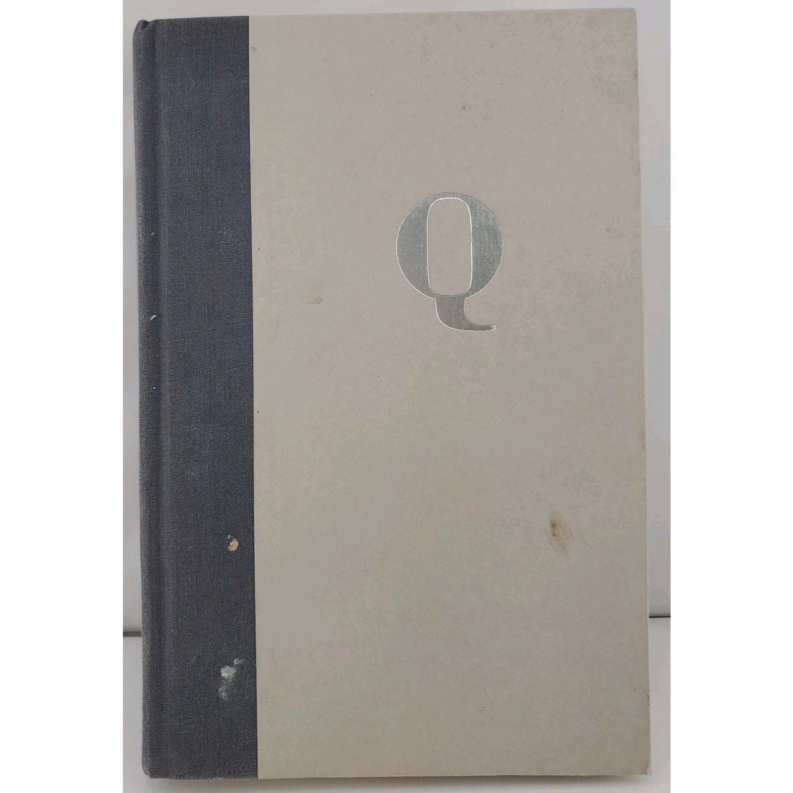 Q Is for Quarry by Sue Grafton (2002, Hardcover)