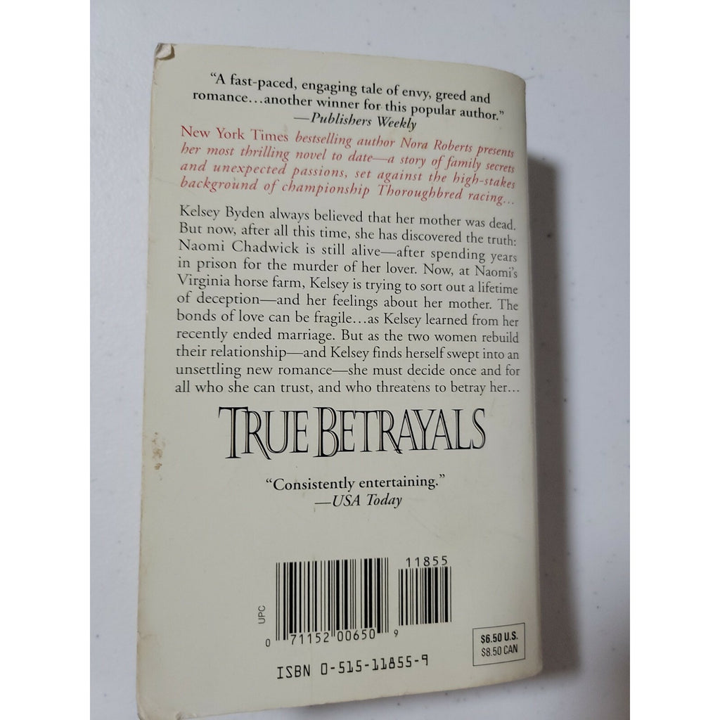 Nora Roberts True Betrayals