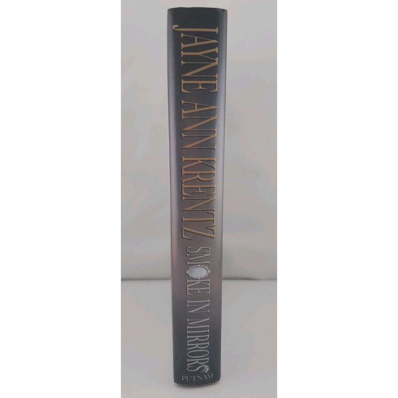 Smoke in Mirrors by Jayne Ann Krentz (2002, Hardcover)