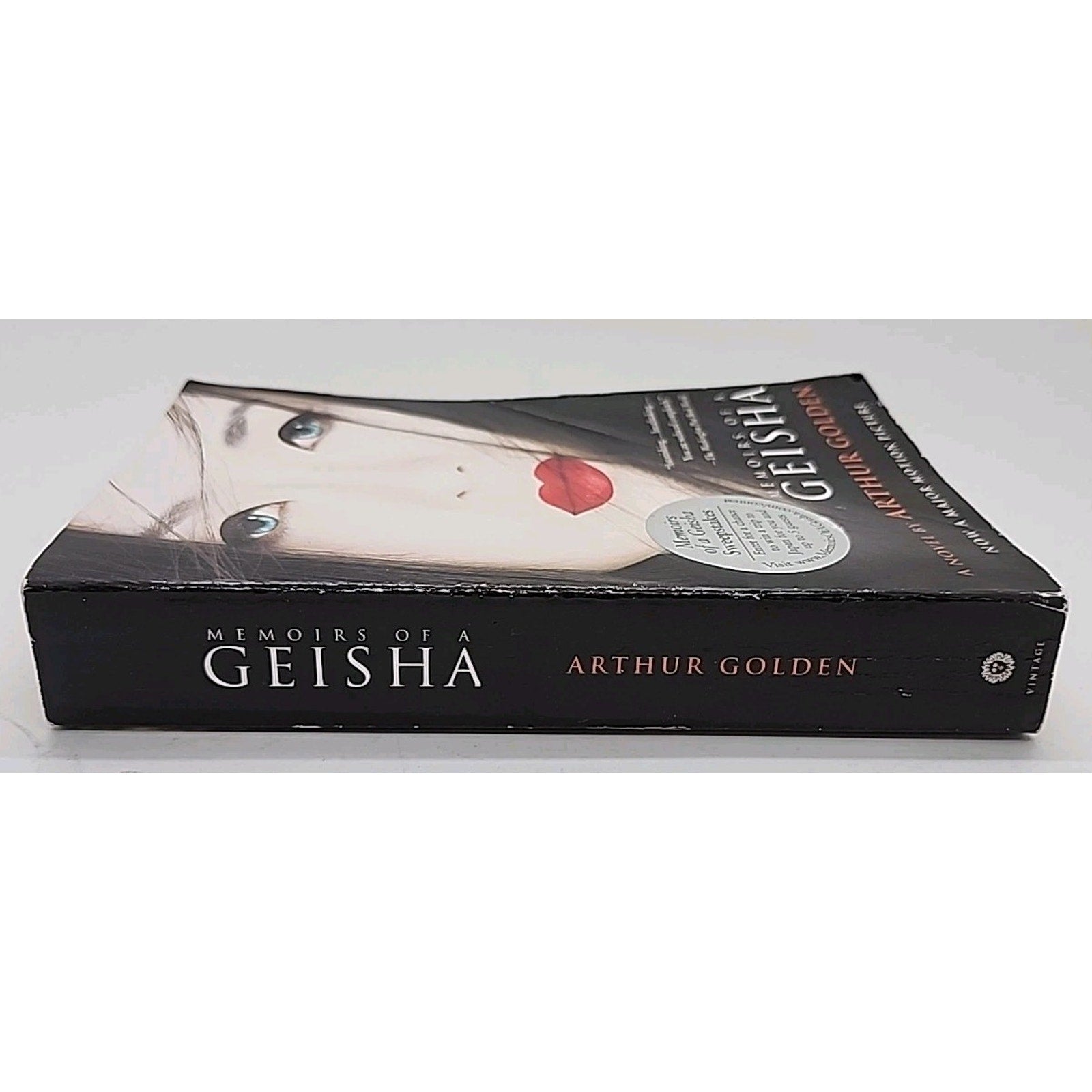 Memoirs of a Geisha by Arthur Golden (2005, Mass Market)