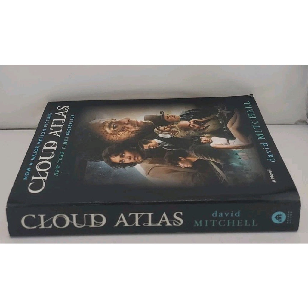 Cloud Atlas; Movie Tie-in Edition: A N Paperback, David Mitchell