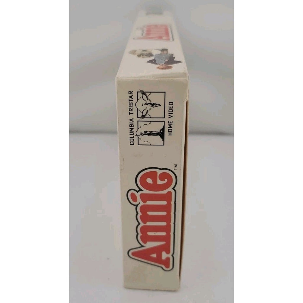 Annie (VHS, 1993)