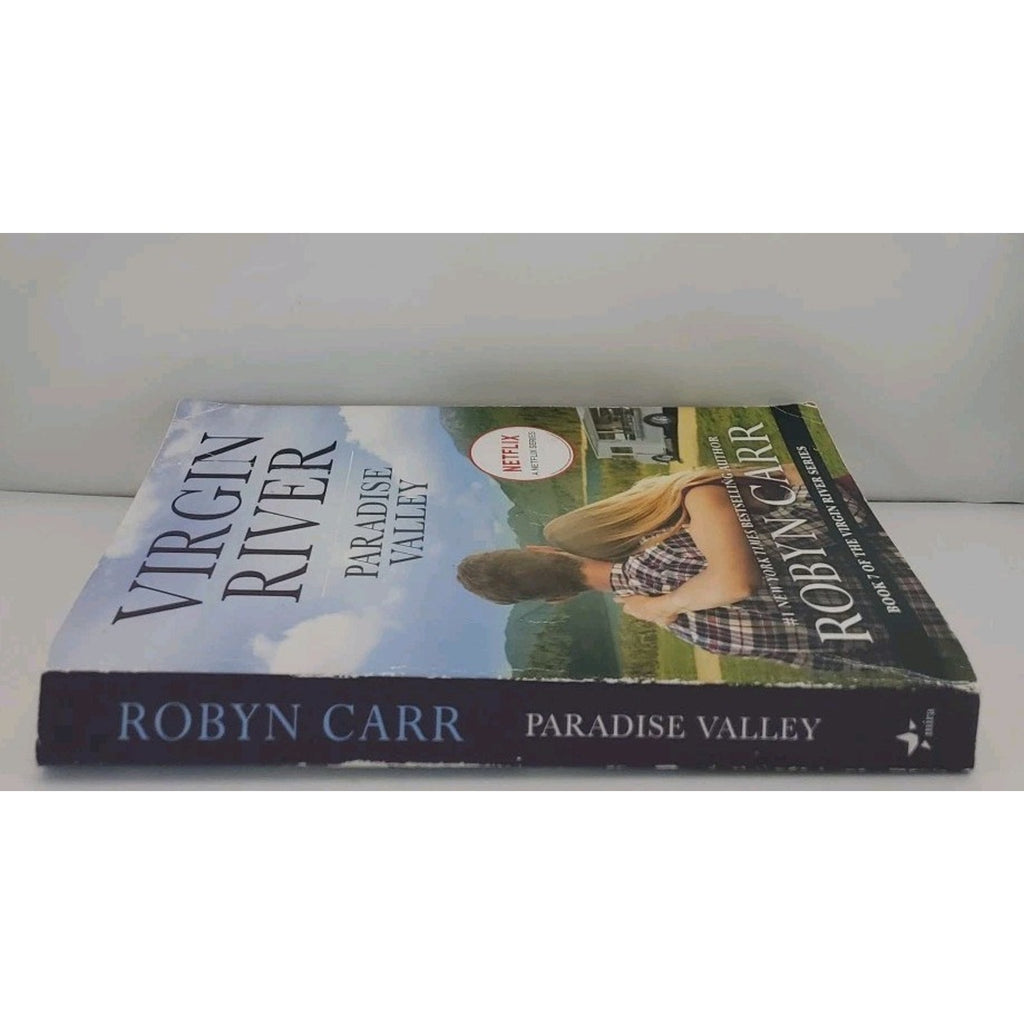 Paradise Valley : A Virgin River Novel by Robyn Carr (2022, Trade Paperback)