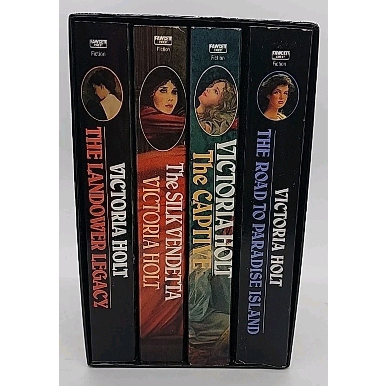 A Victoria Holt Quartet Boxed Set of 4 Paperbacks